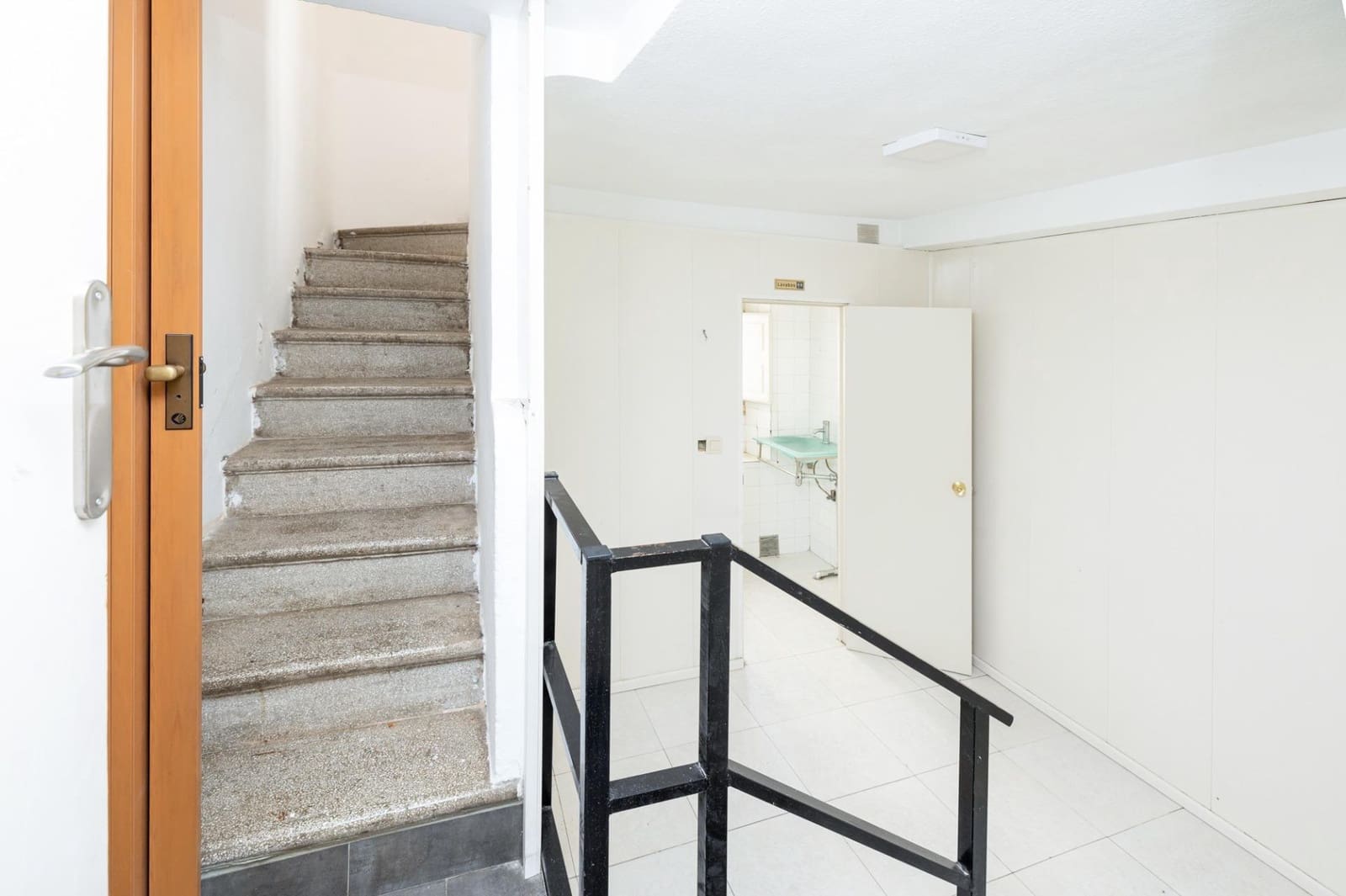 Gewerbe zu verkaufen in Granada Stadt - 59.900 € (Ref: 7447938)