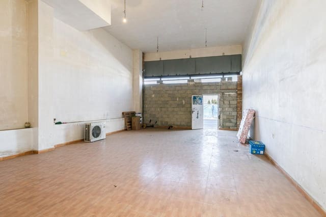 Kaupallinen myytävänä paikassa Armilla - 135 000 € (Ref: 7475499)