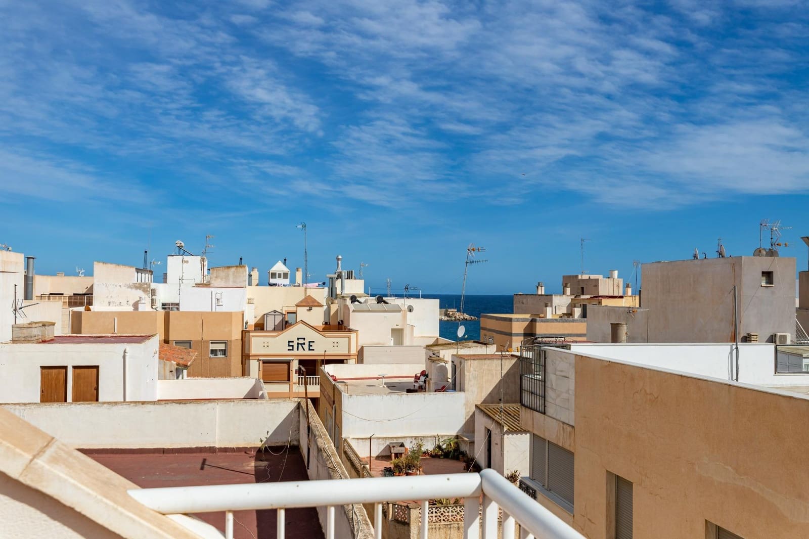 2 soveværelse Lejlighed til salg i Garrucha med garage - € 275.000 (Ref: 7503487)