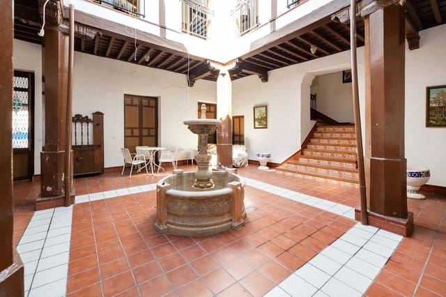 Finca/Casa Rural de 8 habitaciones en Ugíjar en venta con garaje - 295.000 € (Ref: 7564501)