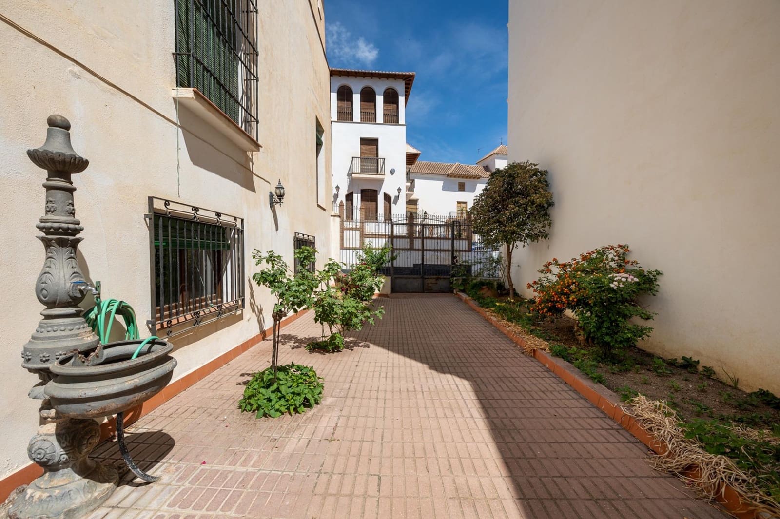 Finca/Casa Rural de 8 habitaciones en Ugíjar en venta con garaje - 295.000 € (Ref: 7564501)