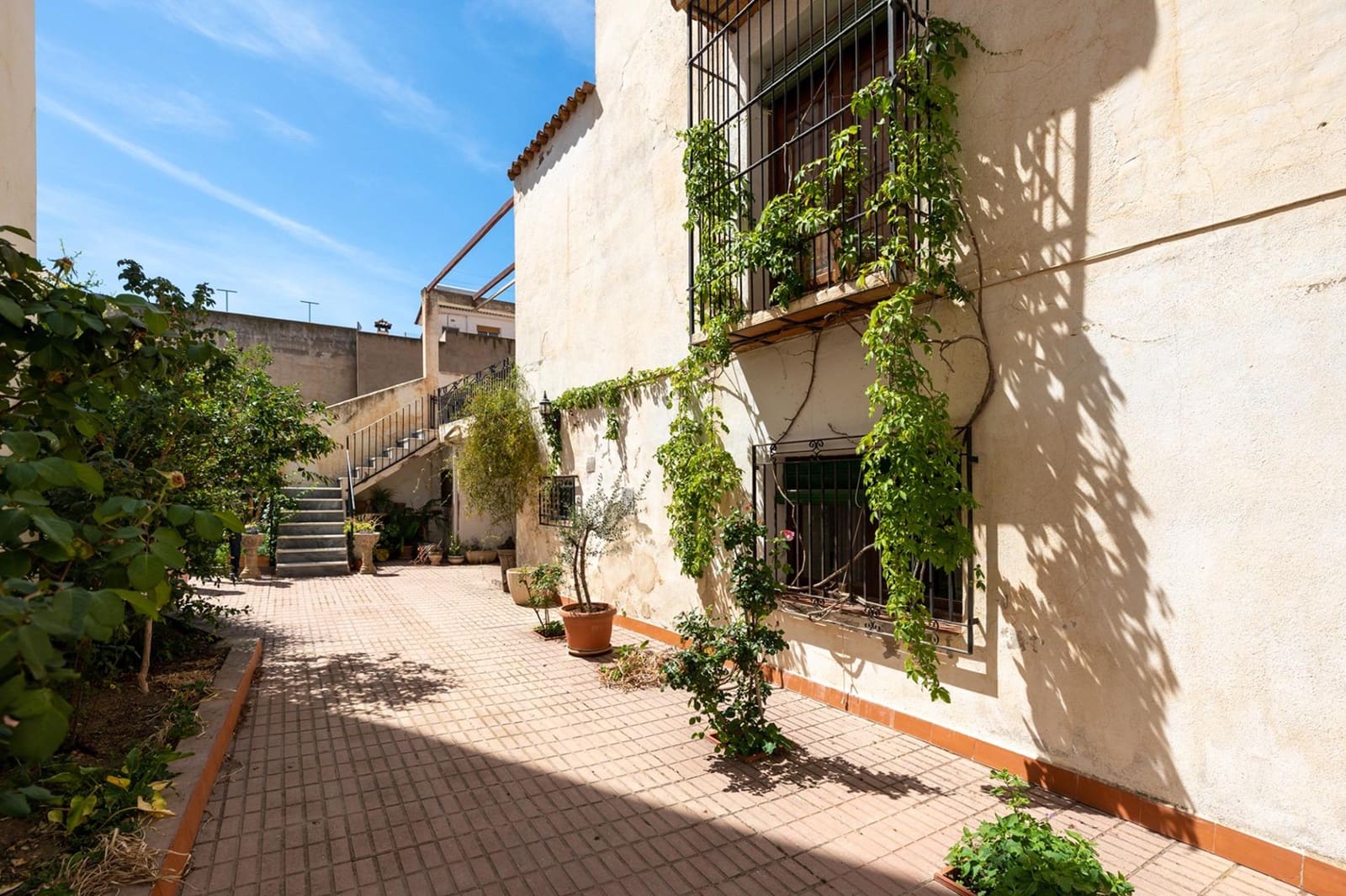 Finca/Casa Rural de 8 habitaciones en Ugíjar en venta con garaje - 295.000 € (Ref: 7564501)