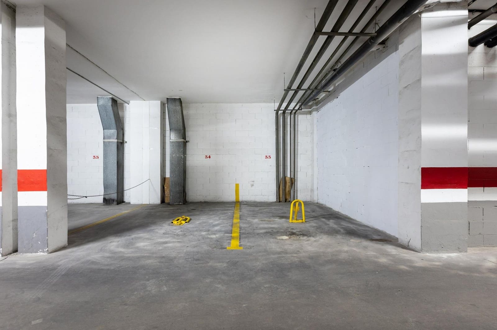 Garage til salg i Granada by - € 23.000 (Ref: 7652168)