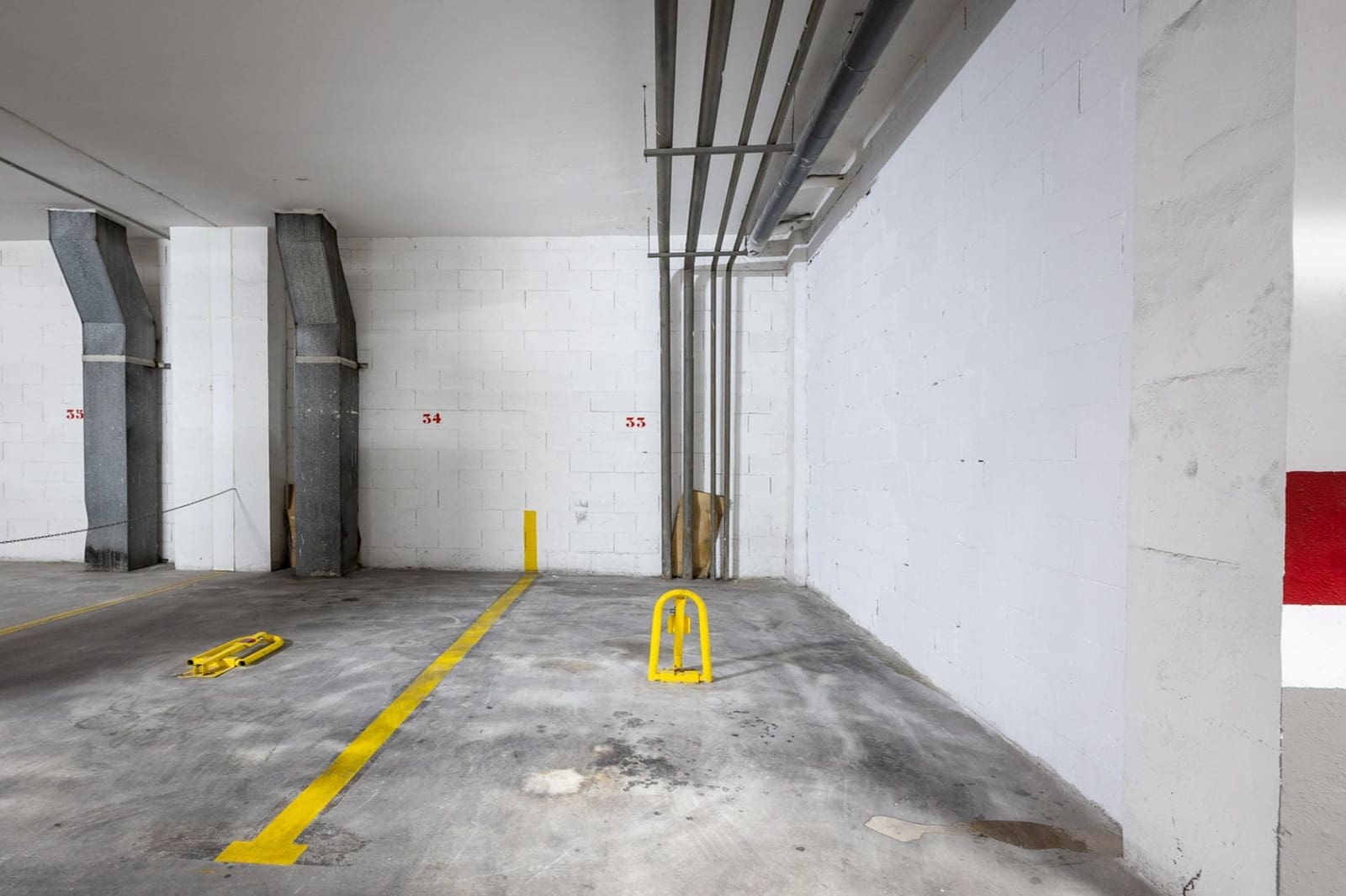 Garage til salg i Granada by - € 23.000 (Ref: 7652168)