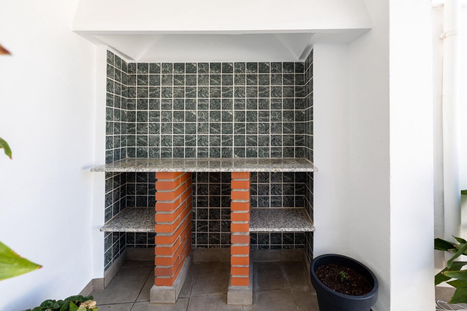 4 bedroom Terraced Villa for sale in Loja - € 155,000 (Ref: 7659965)