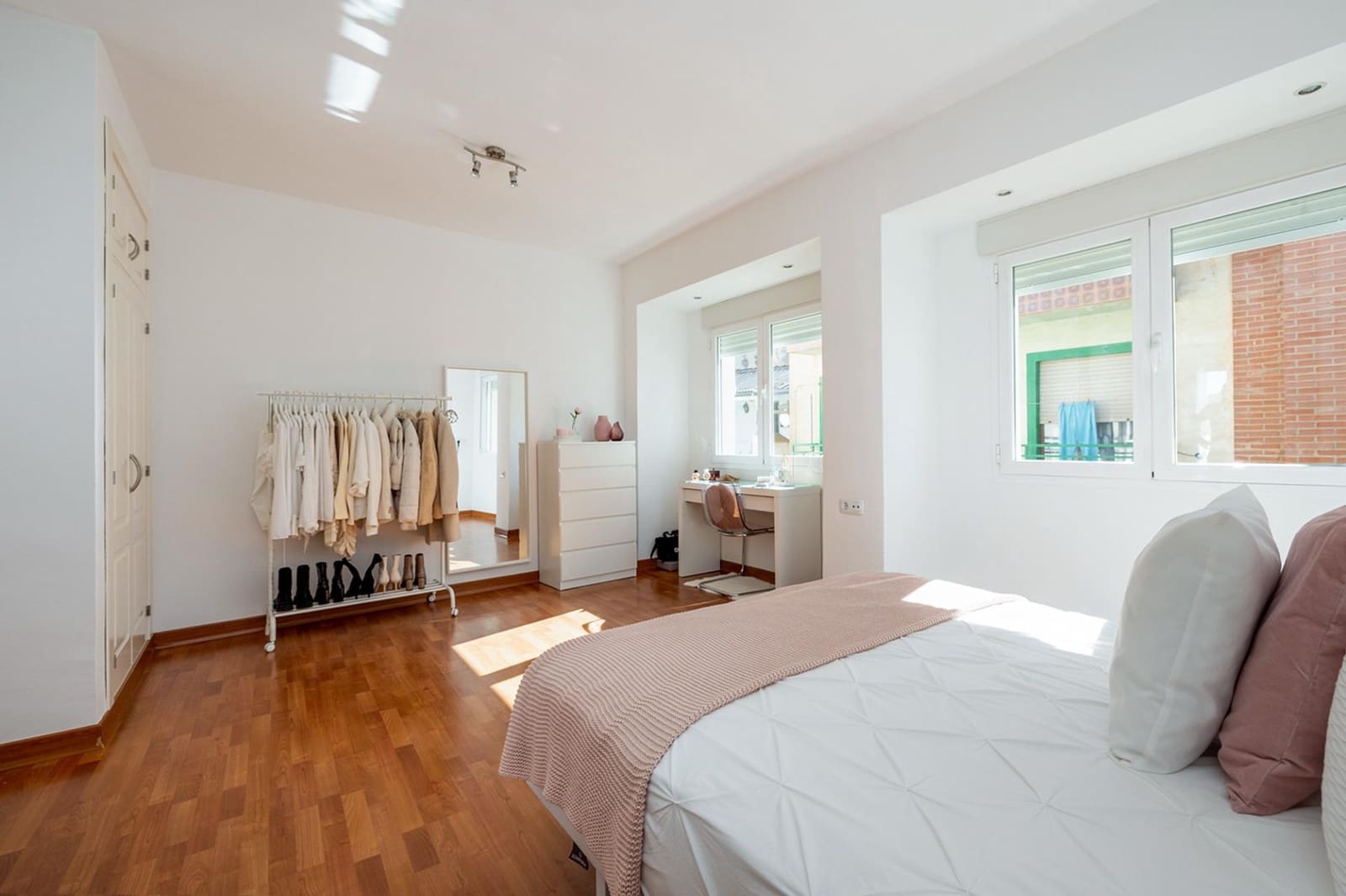 4 bedroom Terraced Villa for sale in Loja - € 155,000 (Ref: 7659965)