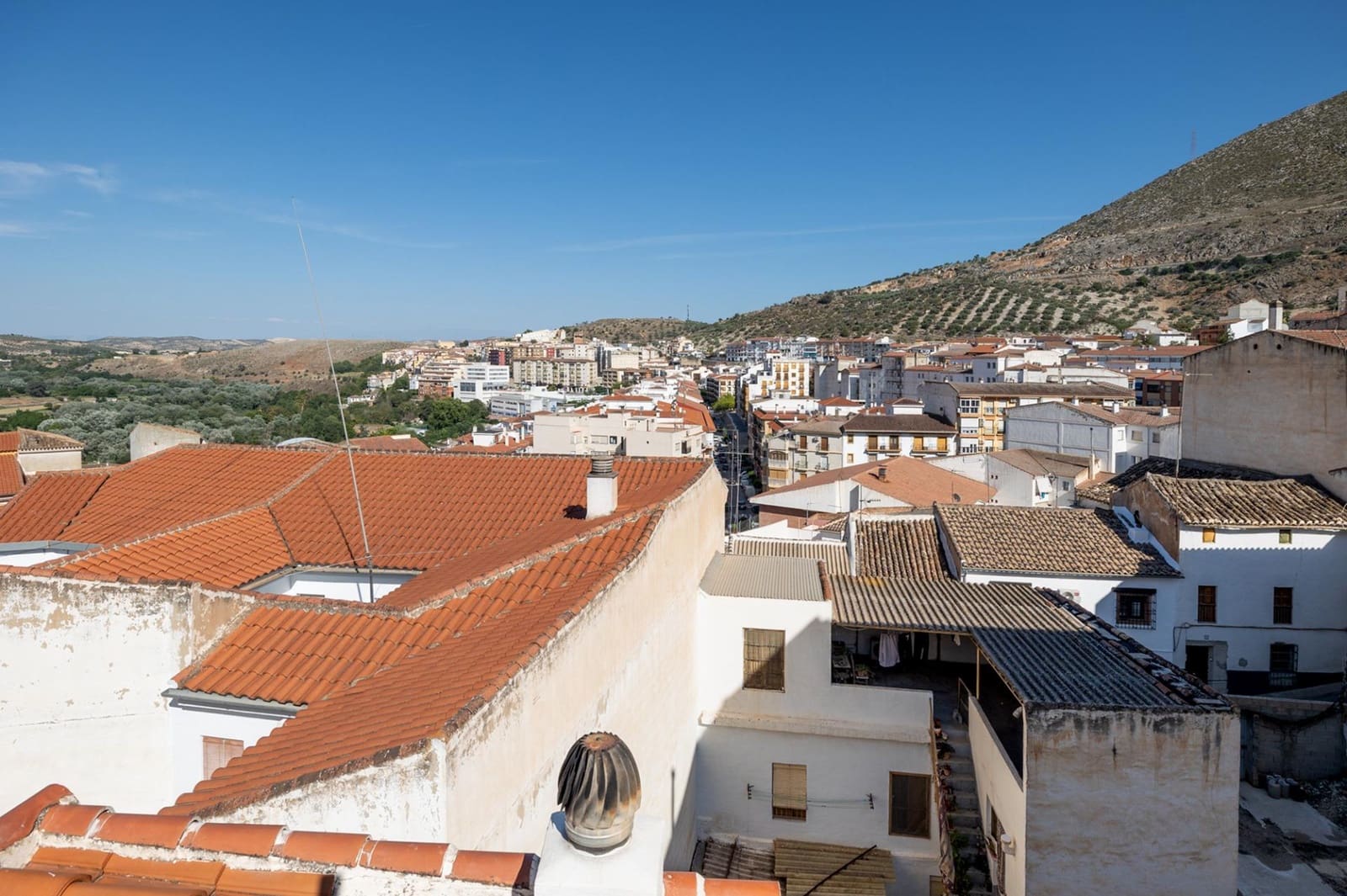 4 bedroom Terraced Villa for sale in Loja - € 155,000 (Ref: 7659965)
