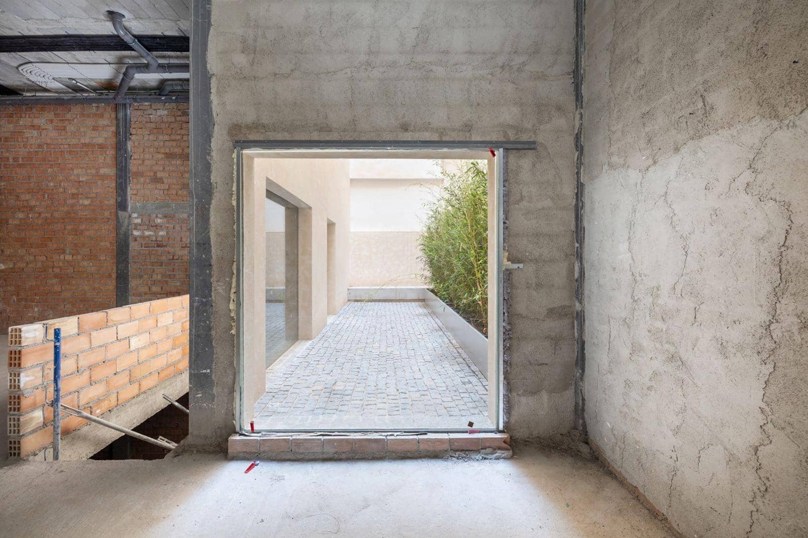 Local Comercial en Granada ciudad en venta - 350.000 € (Ref: 7717675)