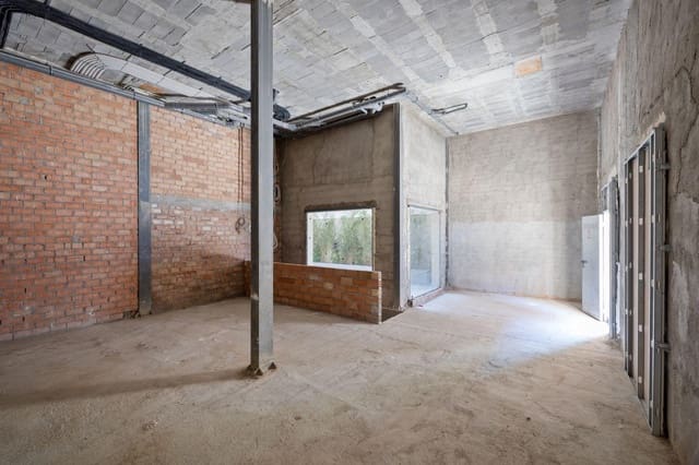 Local Comercial en Figares, Granada ciudad en venta - 350.000 € (Ref: 7717675)