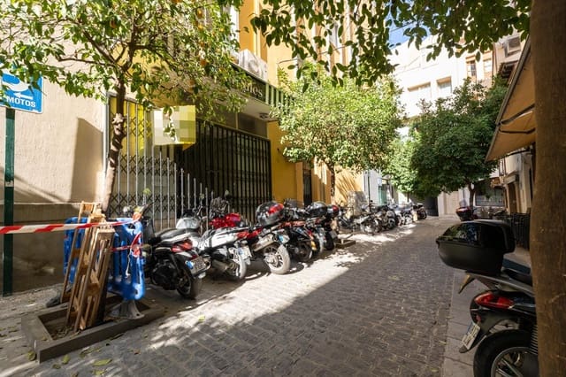 1 makuuhuone Kaupallinen myytävänä paikassa Centro, Granada kaupunki - 375 000 € (Ref: 7789343)