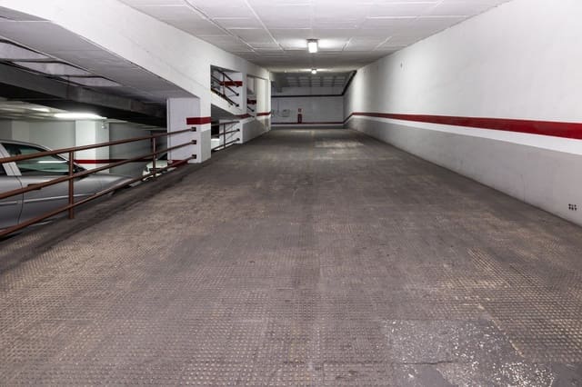 Garasje til salgs i Granada by - € 15 500 (Ref: 7790918)