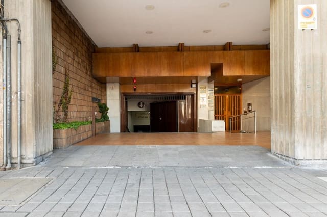 Garasje til salgs i Granada by - € 15 500 (Ref: 7790918)