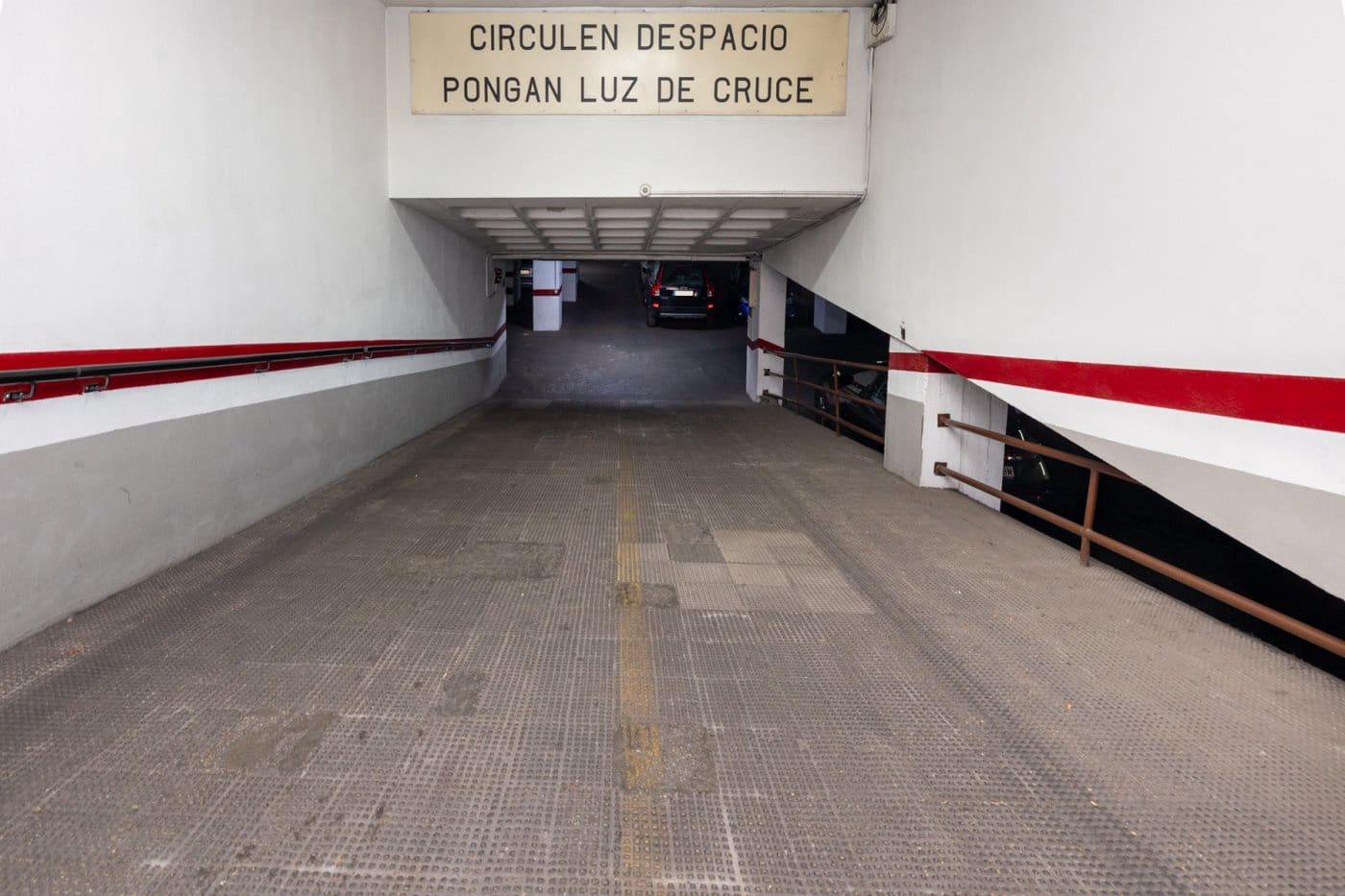 Garage te koop in Granada stad - € 15.500 (Ref: 7790918)