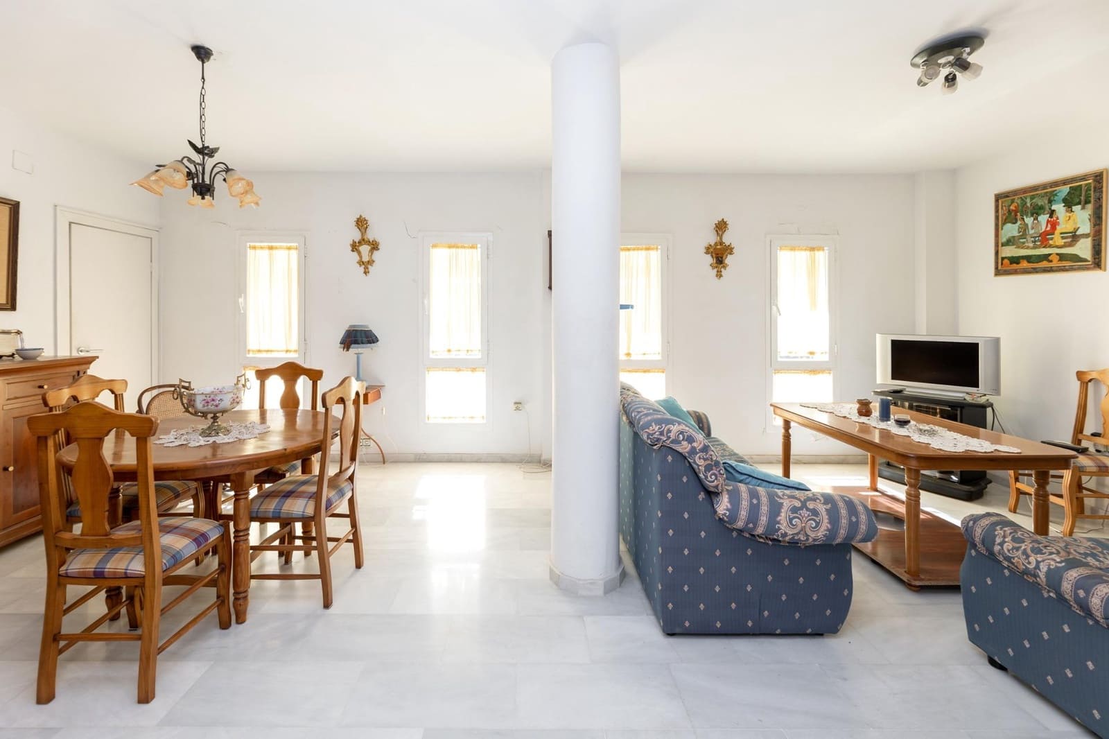 4 bedroom Villa for sale in Albolote with garage - € 420,000 (Ref: 7828807)