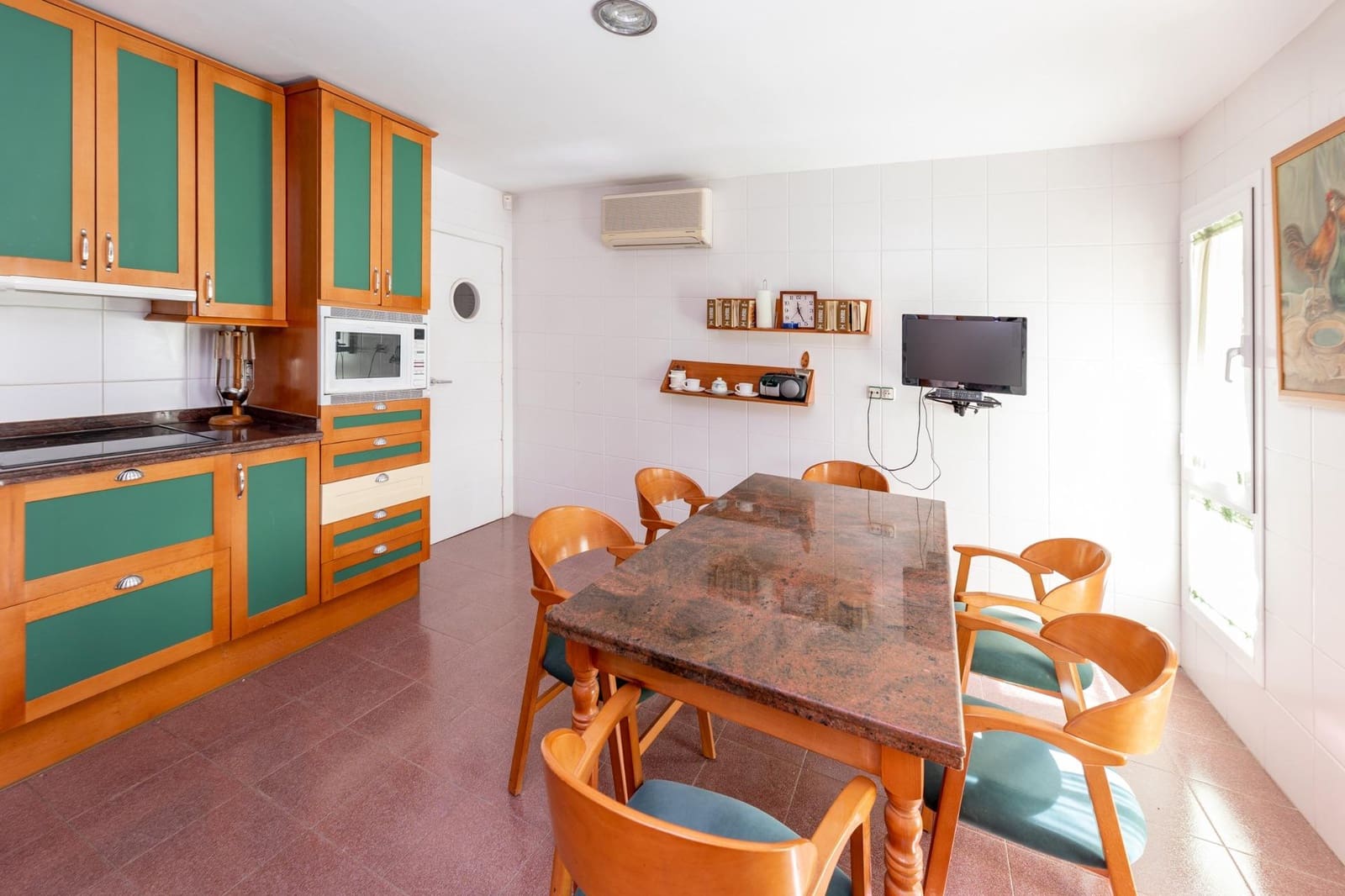 4 bedroom Villa for sale in Albolote with garage - € 420,000 (Ref: 7828807)