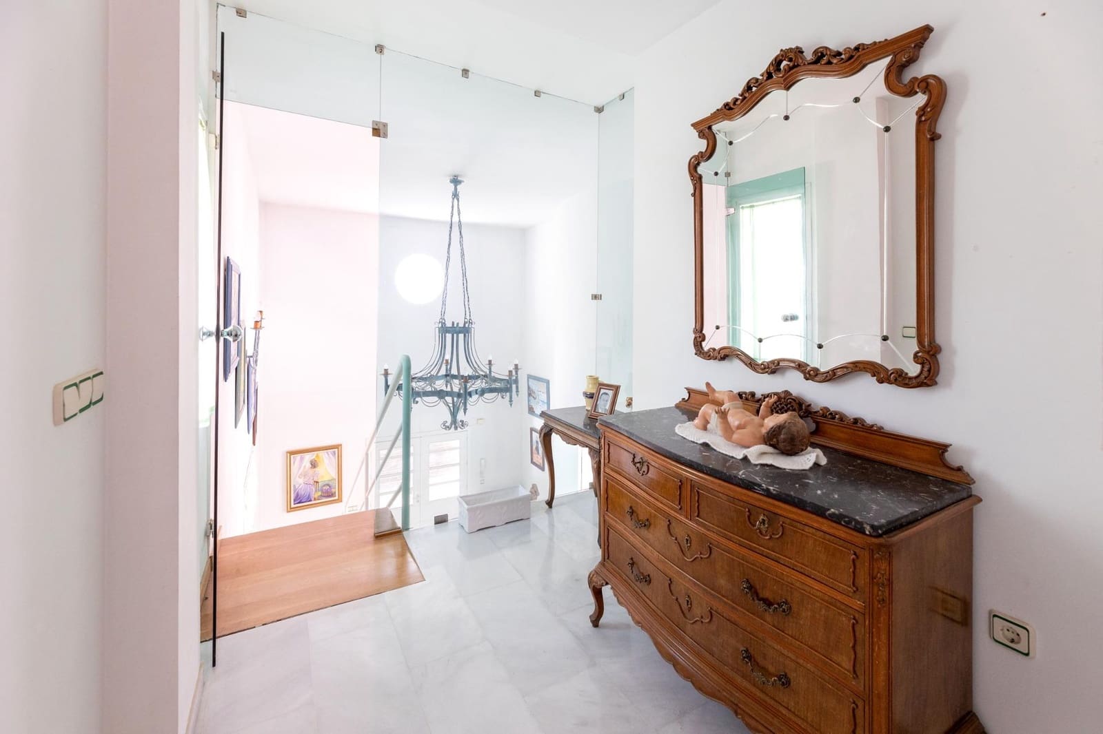 4 bedroom Villa for sale in Albolote with garage - € 420,000 (Ref: 7828807)