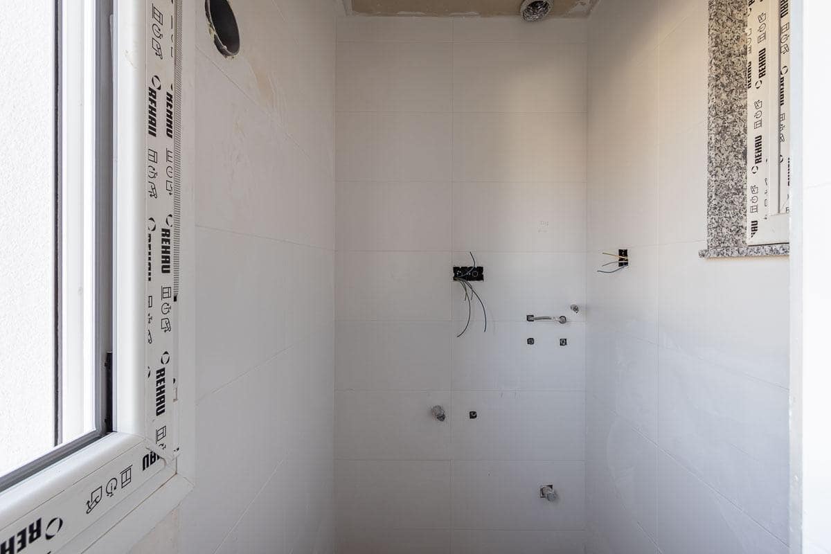 2 slaapkamer Flat te koop in Loja - € 85.000 (Ref: 7867891)