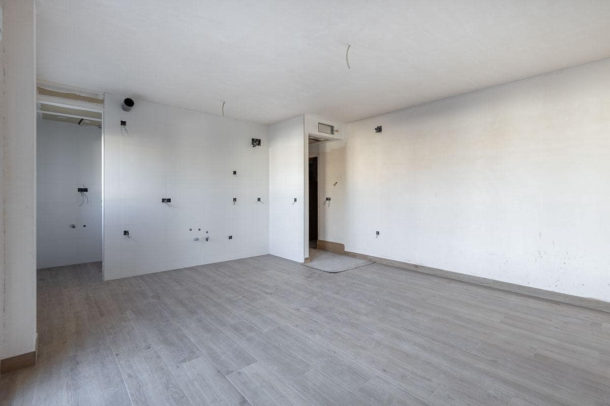 2 slaapkamer Flat te koop in Loja - € 85.000 (Ref: 7867891)