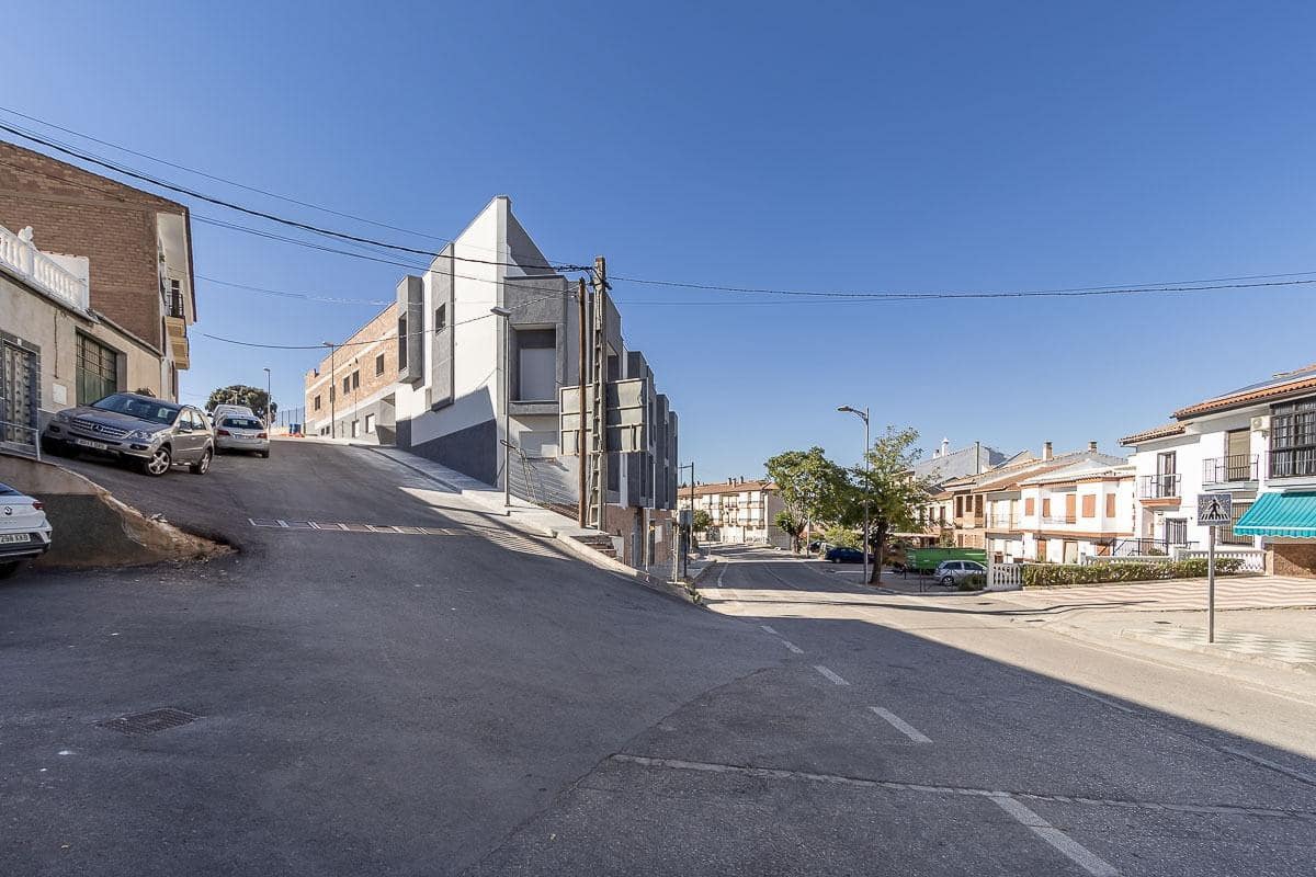 2 slaapkamer Flat te koop in Loja - € 85.000 (Ref: 7867891)