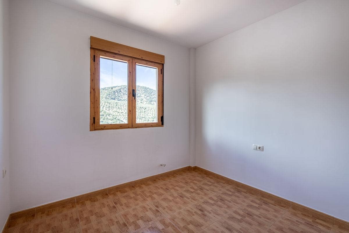 5 quarto Moradia em Banda para venda em Xaem cidade com garagem - 136 900 € (Ref: 7875112)