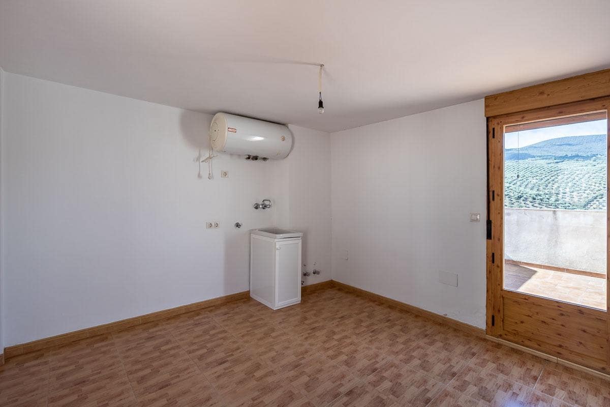 5 quarto Moradia em Banda para venda em Xaem cidade com garagem - 136 900 € (Ref: 7875112)