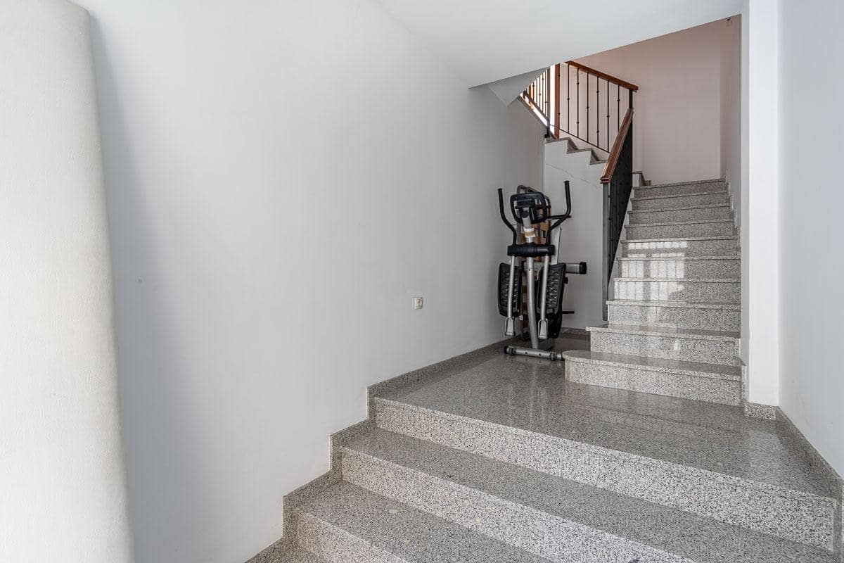 5 quarto Moradia em Banda para venda em Xaem cidade com garagem - 136 900 € (Ref: 7875112)