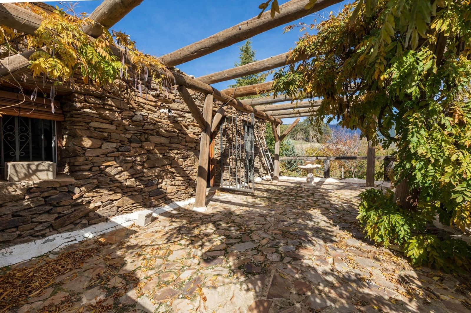 4 bedroom Finca/Country House for sale in Pampaneira € 220,000 (Ref