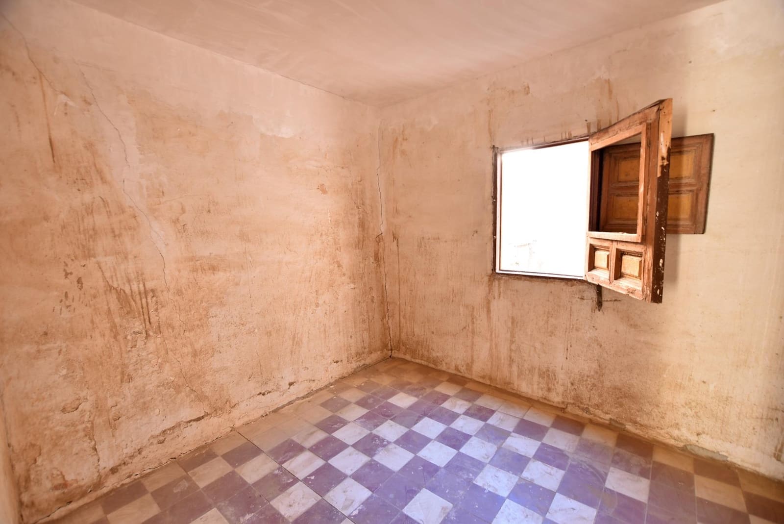 Casa en Guadix en venta con garaje - 315.000 € (Ref: 7915372)