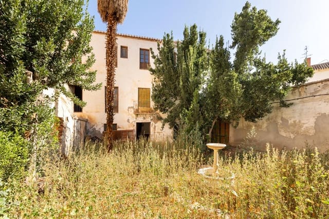 Casa en Guadix en venta con garaje - 315.000 € (Ref: 7915372)