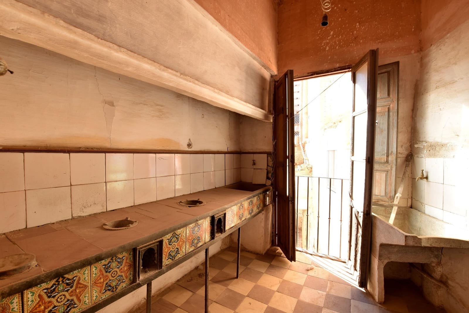 Casa en Guadix en venta con garaje - 315.000 € (Ref: 7915372)