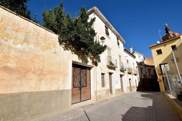 Casa en Guadix en venta con garaje - 315.000 € (Ref: 7915372)
