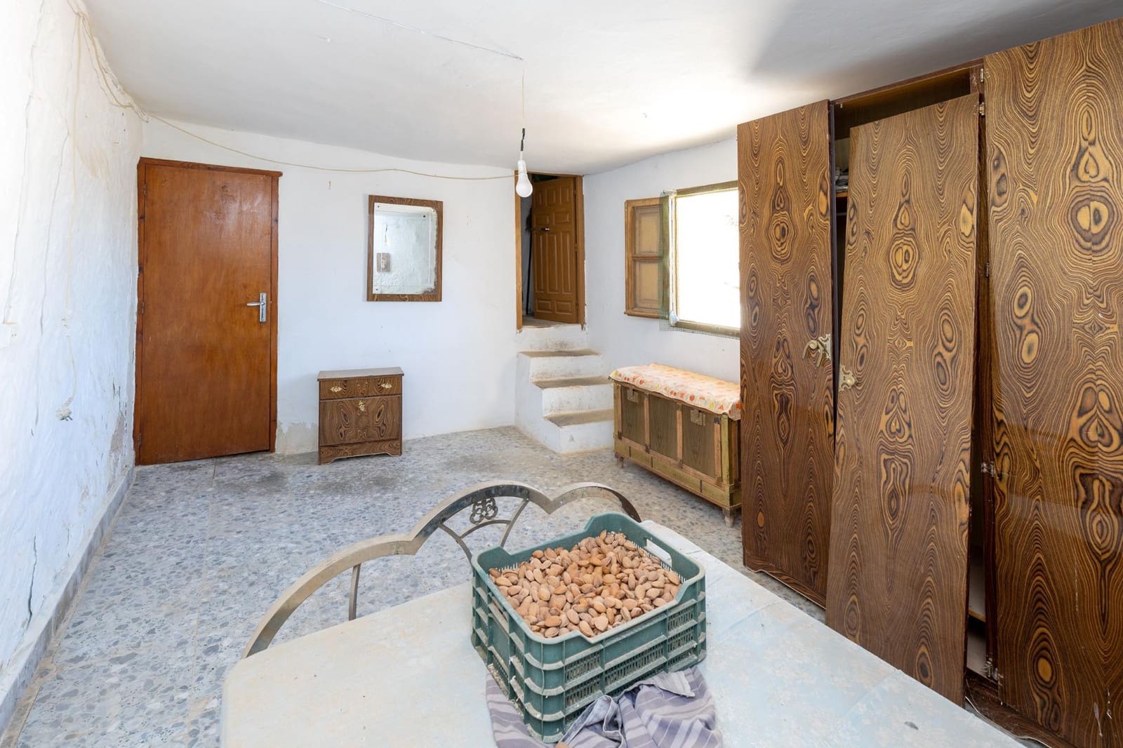 7 soveværelse Byhus til salg i Agron - € 37.000 (Ref: 7952381)