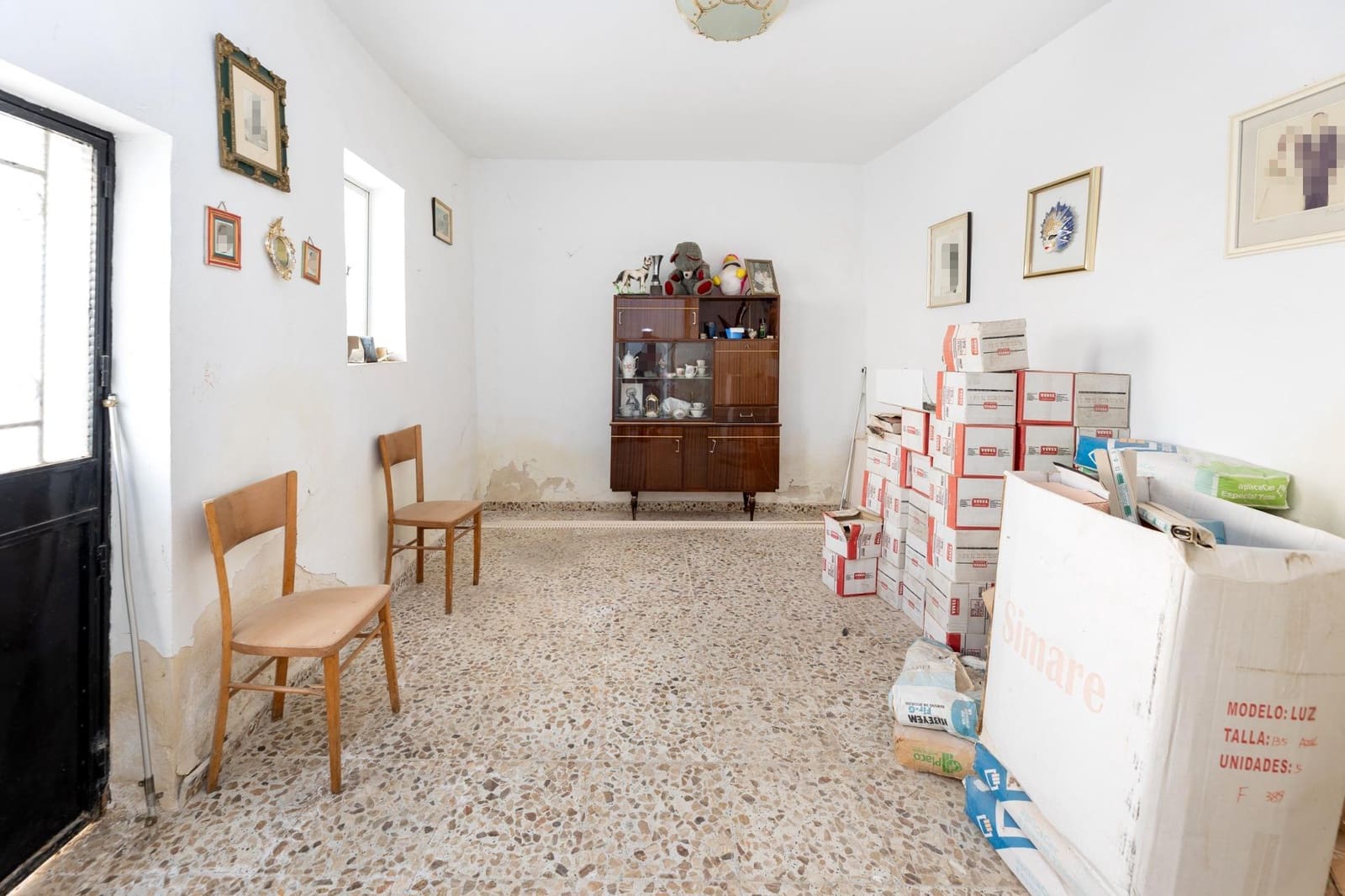 7 soveværelse Byhus til salg i Agron - € 37.000 (Ref: 7952381)