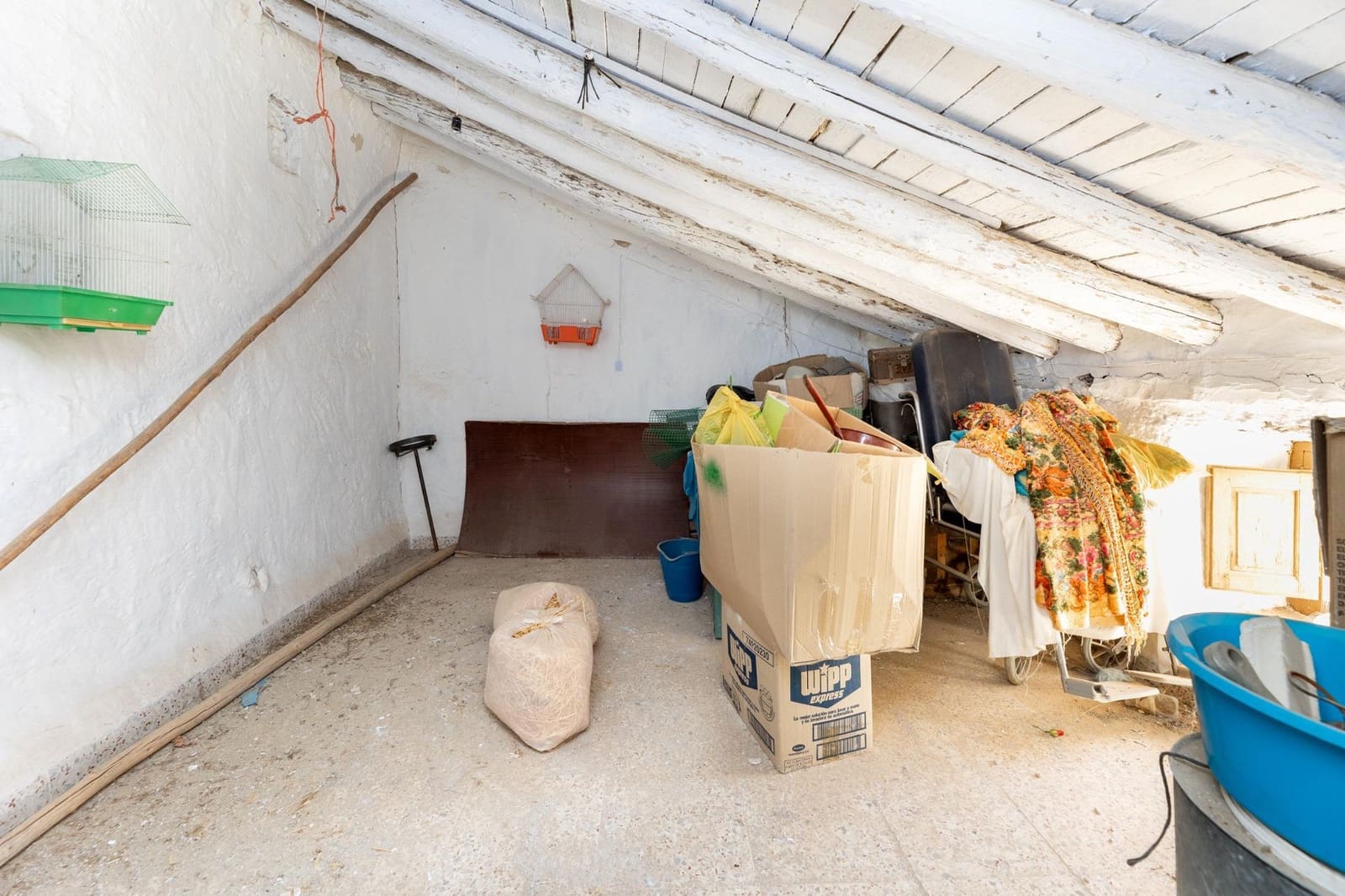 7 soveværelse Byhus til salg i Agron - € 37.000 (Ref: 7952381)