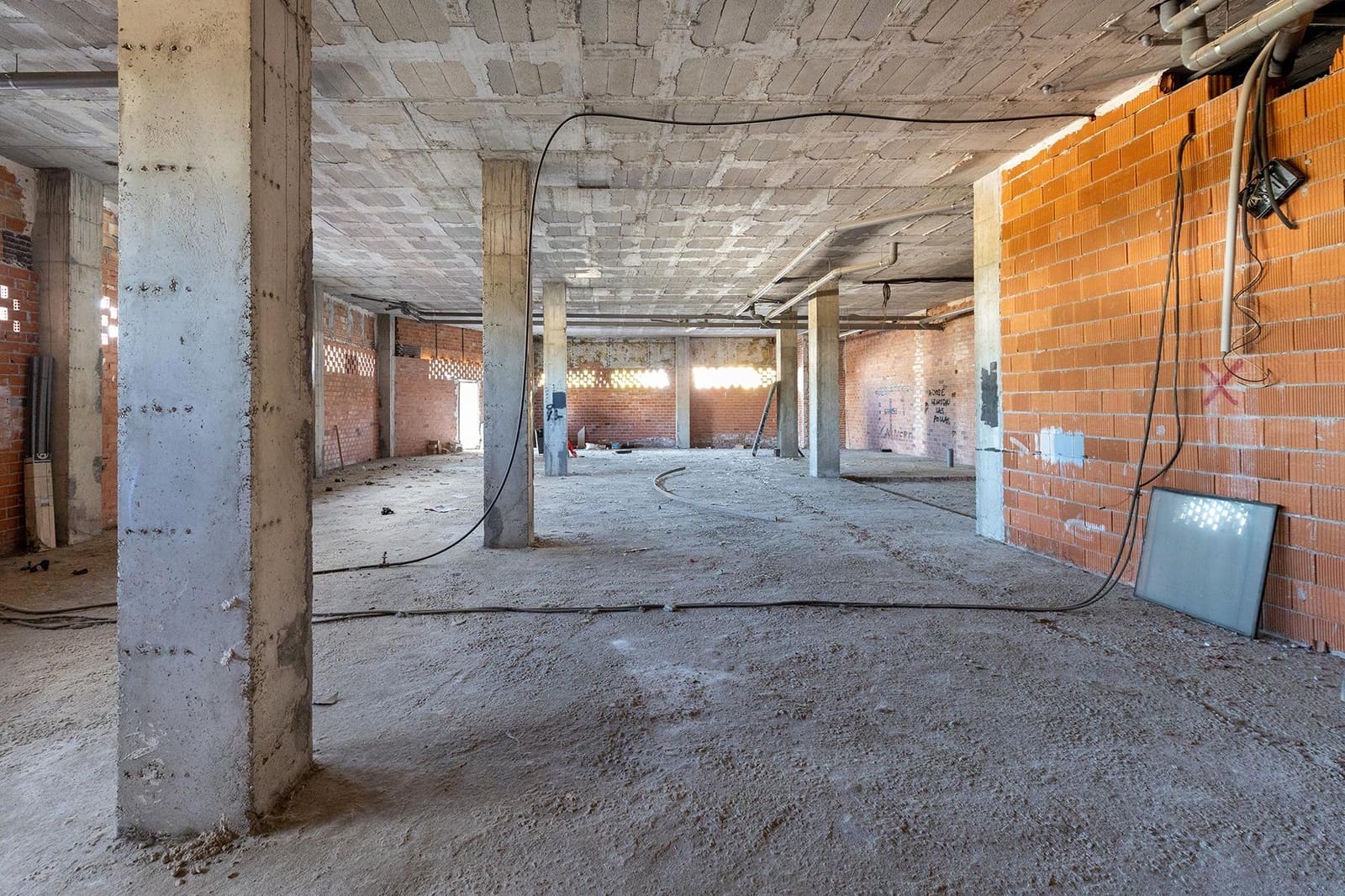 Commercieel te koop in Armilla - € 500.000 (Ref: 7955395)