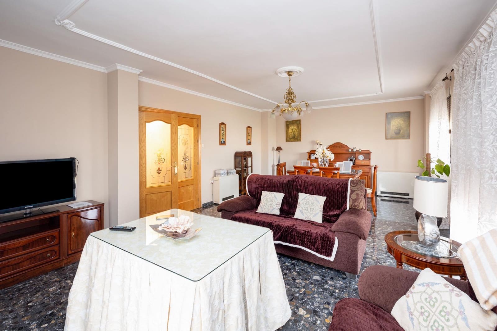 4 sovrum Villa till salu i Las Gabias med garage - 245 000 € (Ref: 7973414)