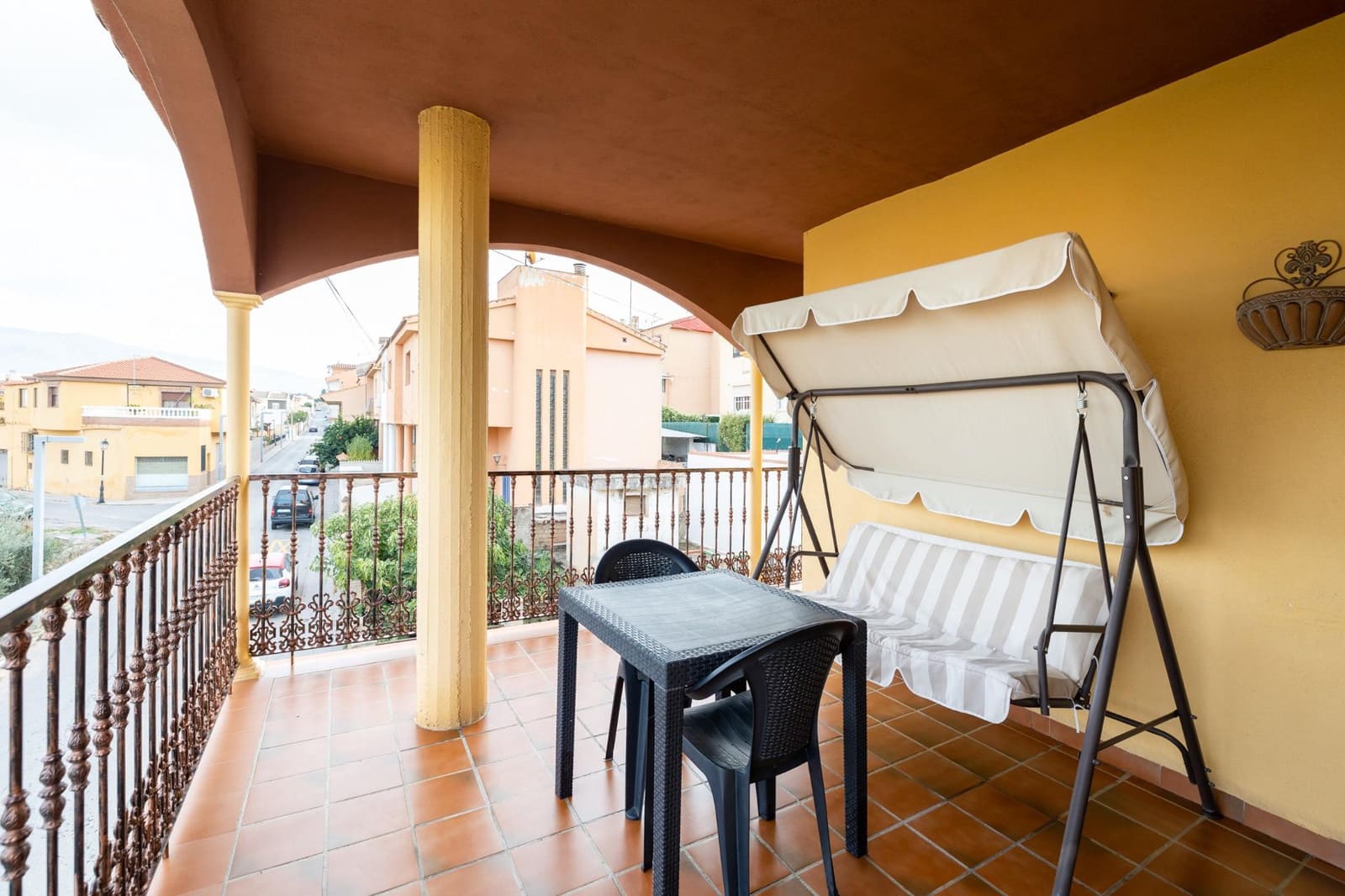 4 sovrum Villa till salu i Las Gabias med garage - 245 000 € (Ref: 7973414)