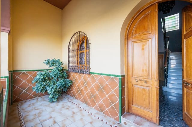 4 sovrum Villa till salu i Las Gabias med garage - 245 000 € (Ref: 7973414)