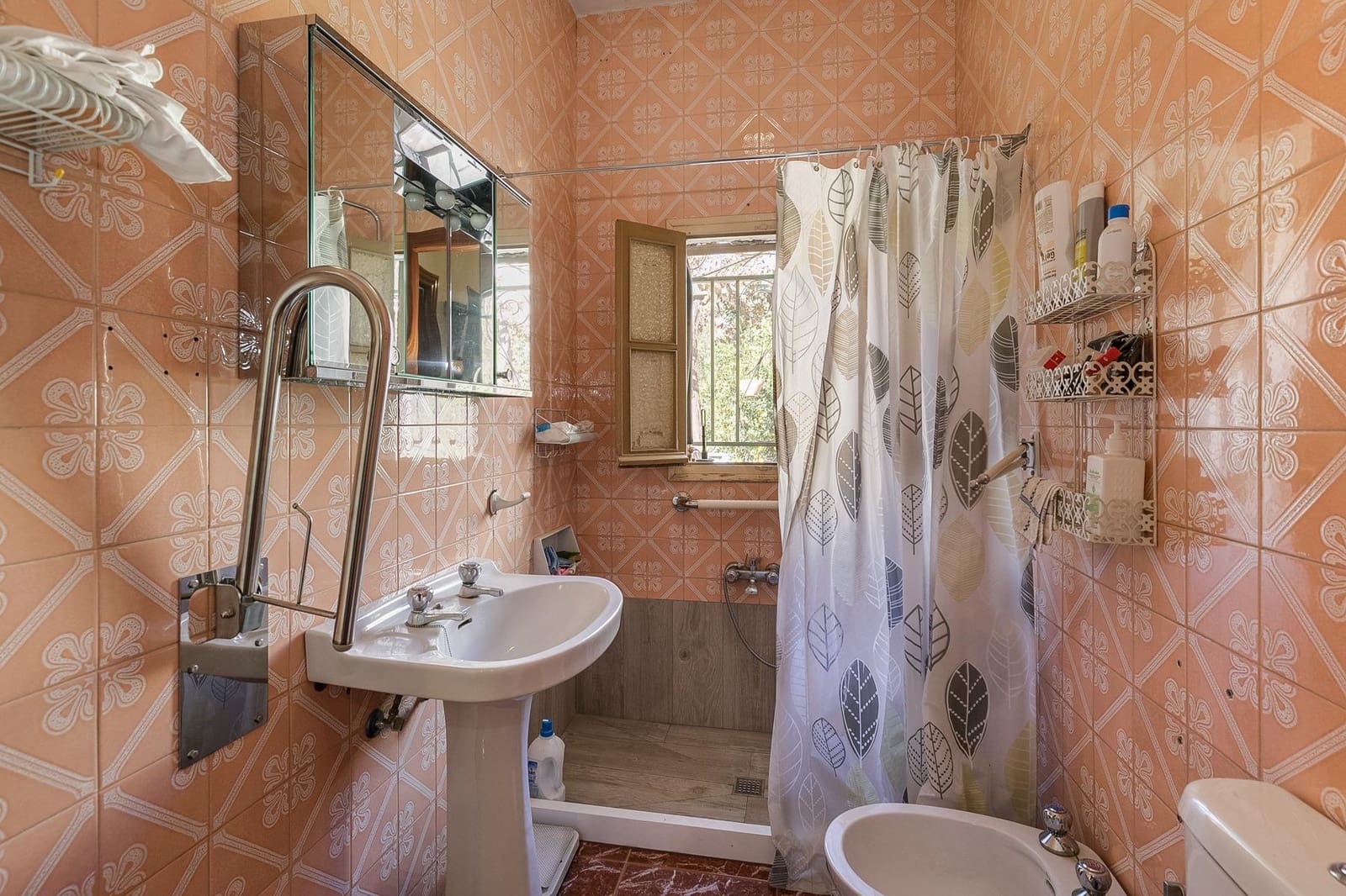 4 soveværelse Byhus til salg i Albolote med swimmingpool garage - € 300.000 (Ref: 7981841)