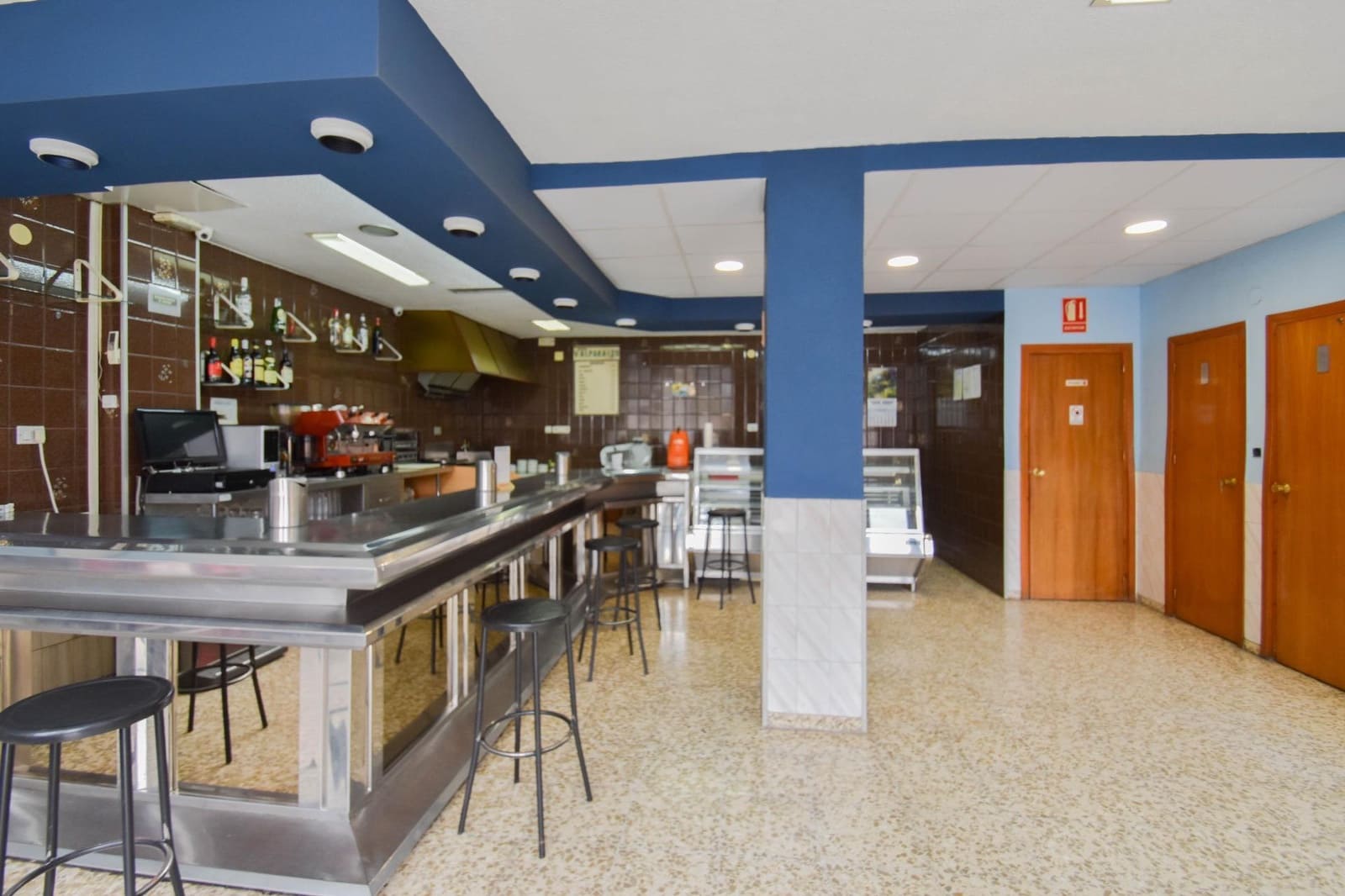 Bedrijf te koop in Granada stad - € 170.000 (Ref: 8121339)