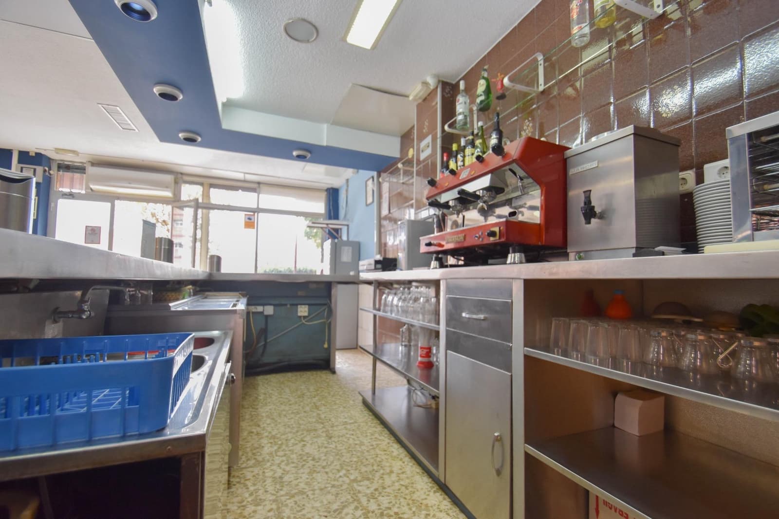 Bedrijf te koop in Granada stad - € 170.000 (Ref: 8121339)