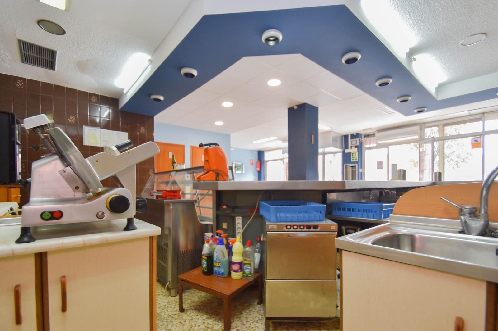 Bedrijf te koop in Granada stad - € 170.000 (Ref: 8121339)