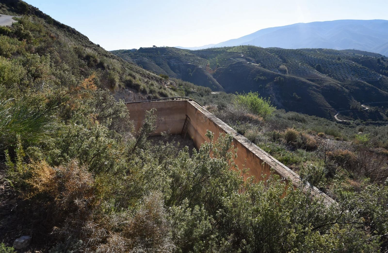 Grunde uden byggetilladelser til salg i Lanjaron - € 35.000 (Ref: 8148337)