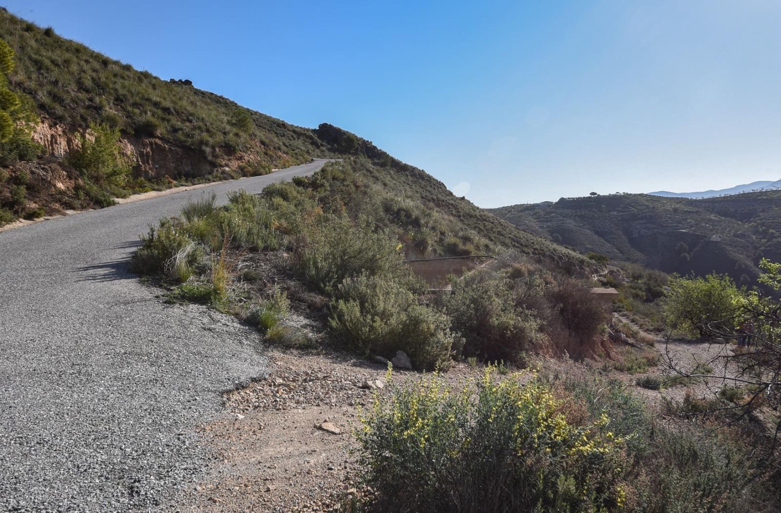 Grunde uden byggetilladelser til salg i Lanjaron - € 35.000 (Ref: 8148337)