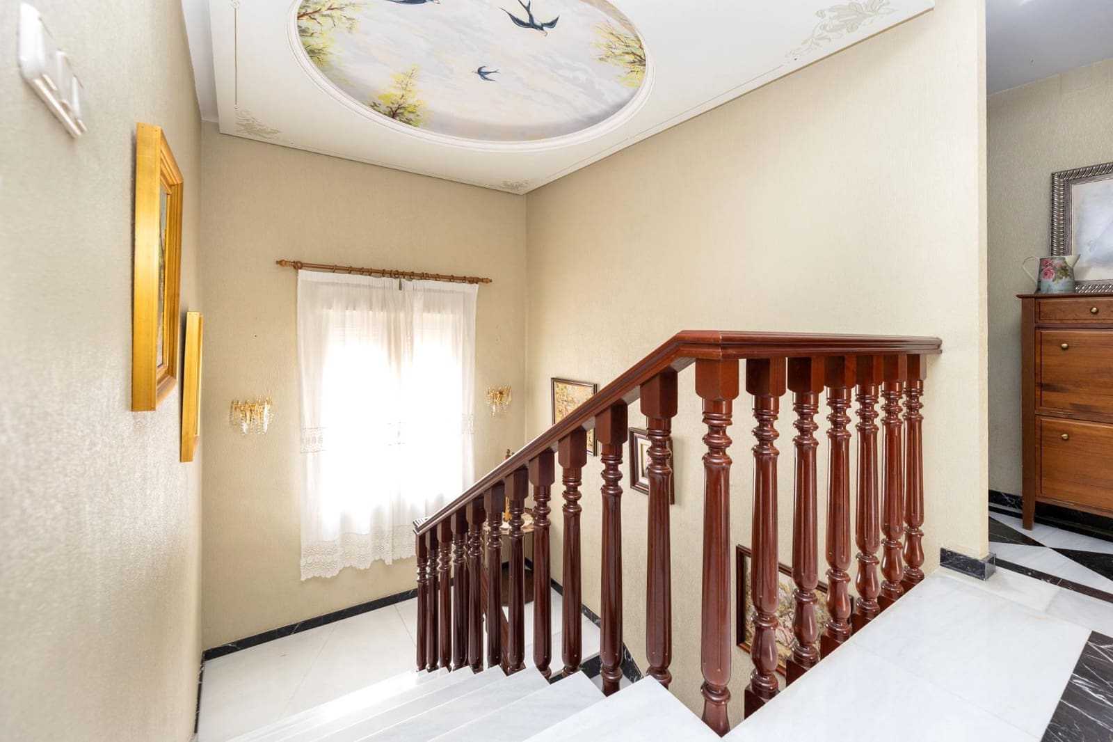 5 soveværelse Villa til salg i Santa Fe med garage - € 325.000 (Ref: 8337800)