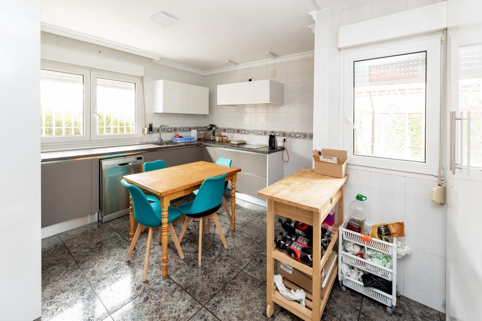 5 soveværelse Villa til salg i Santa Fe med garage - € 325.000 (Ref: 8337800)