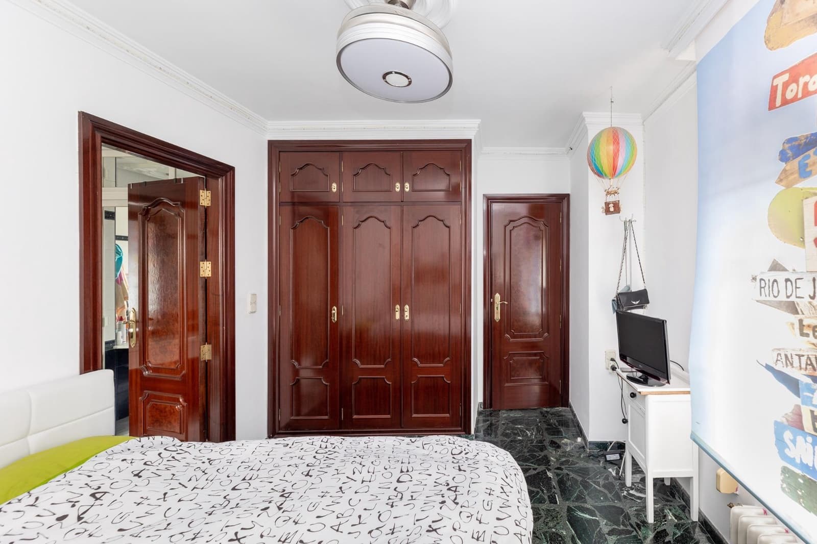 5 soveværelse Villa til salg i Santa Fe med garage - € 325.000 (Ref: 8337800)