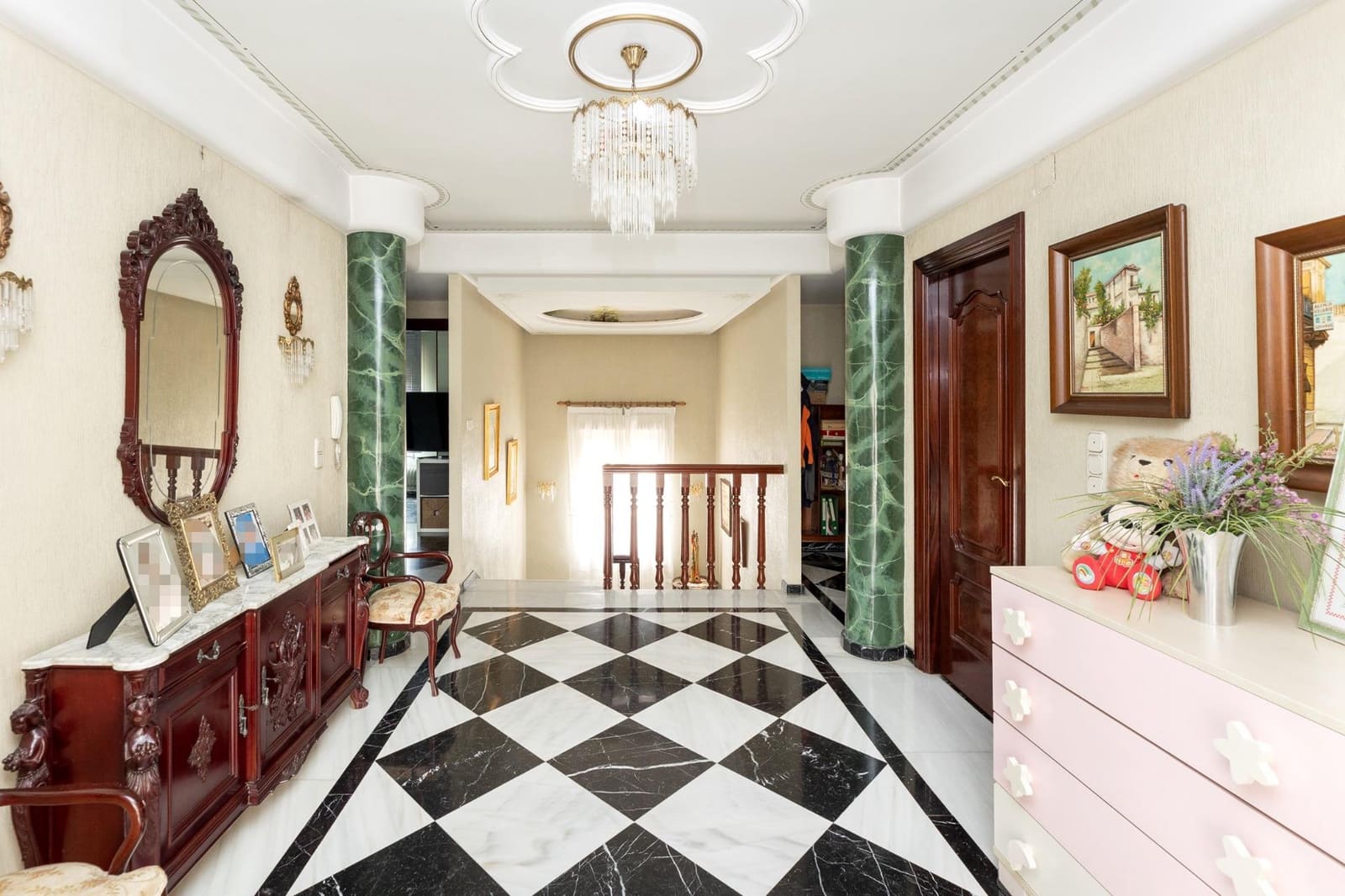 5 soveværelse Villa til salg i Santa Fe med garage - € 325.000 (Ref: 8337800)