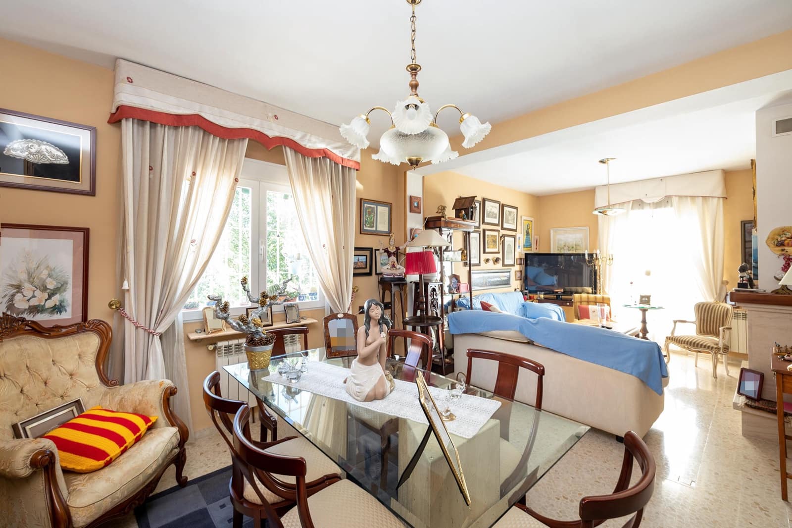 4 soverom Kjedet enebolig til salgs i Benalua de las Villas - € 130 000 (Ref: 8590612)