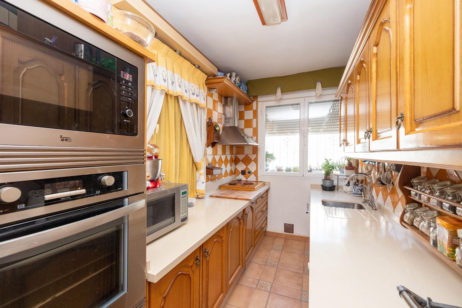 4 soverom Kjedet enebolig til salgs i Benalua de las Villas - € 130 000 (Ref: 8590612)